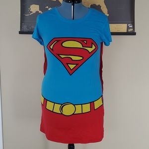 Super man tee with velcro cape